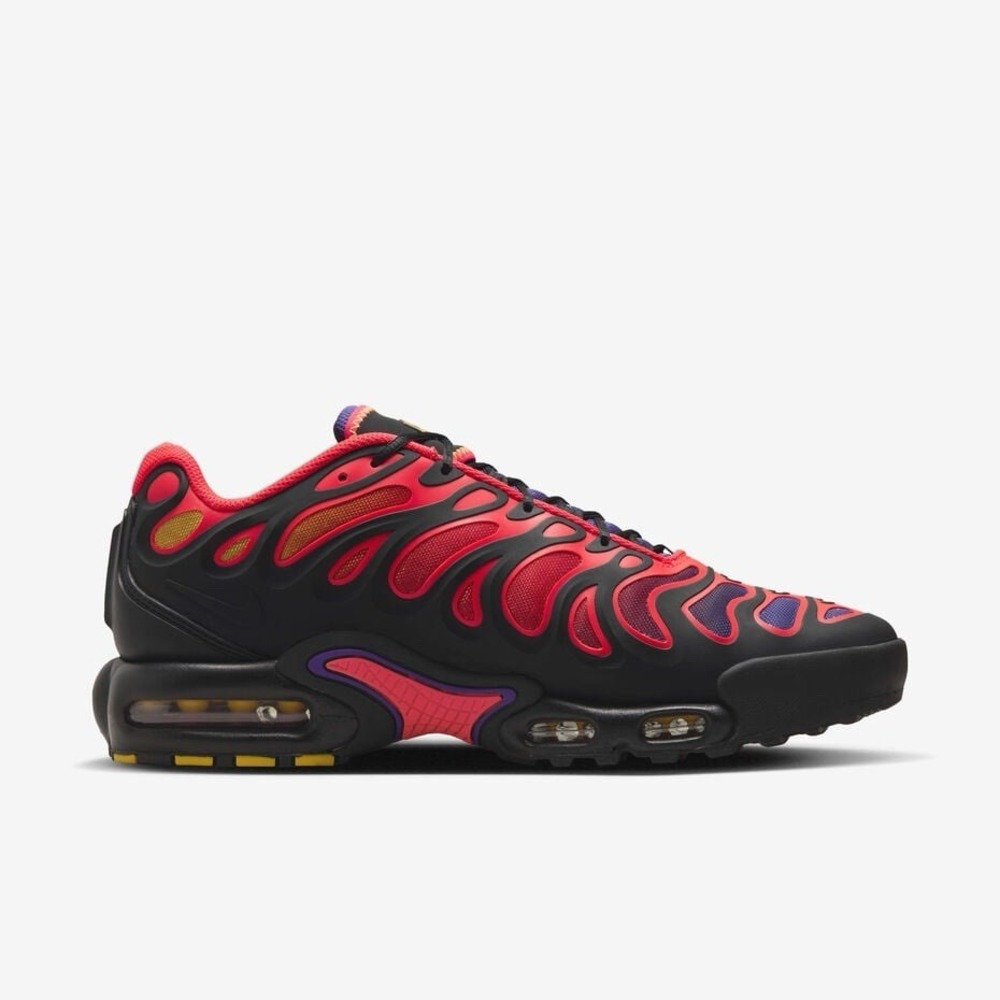Nike Air Max Plus Drift Men's Size 9 FD4290-003 Black Bright Crimson NEW